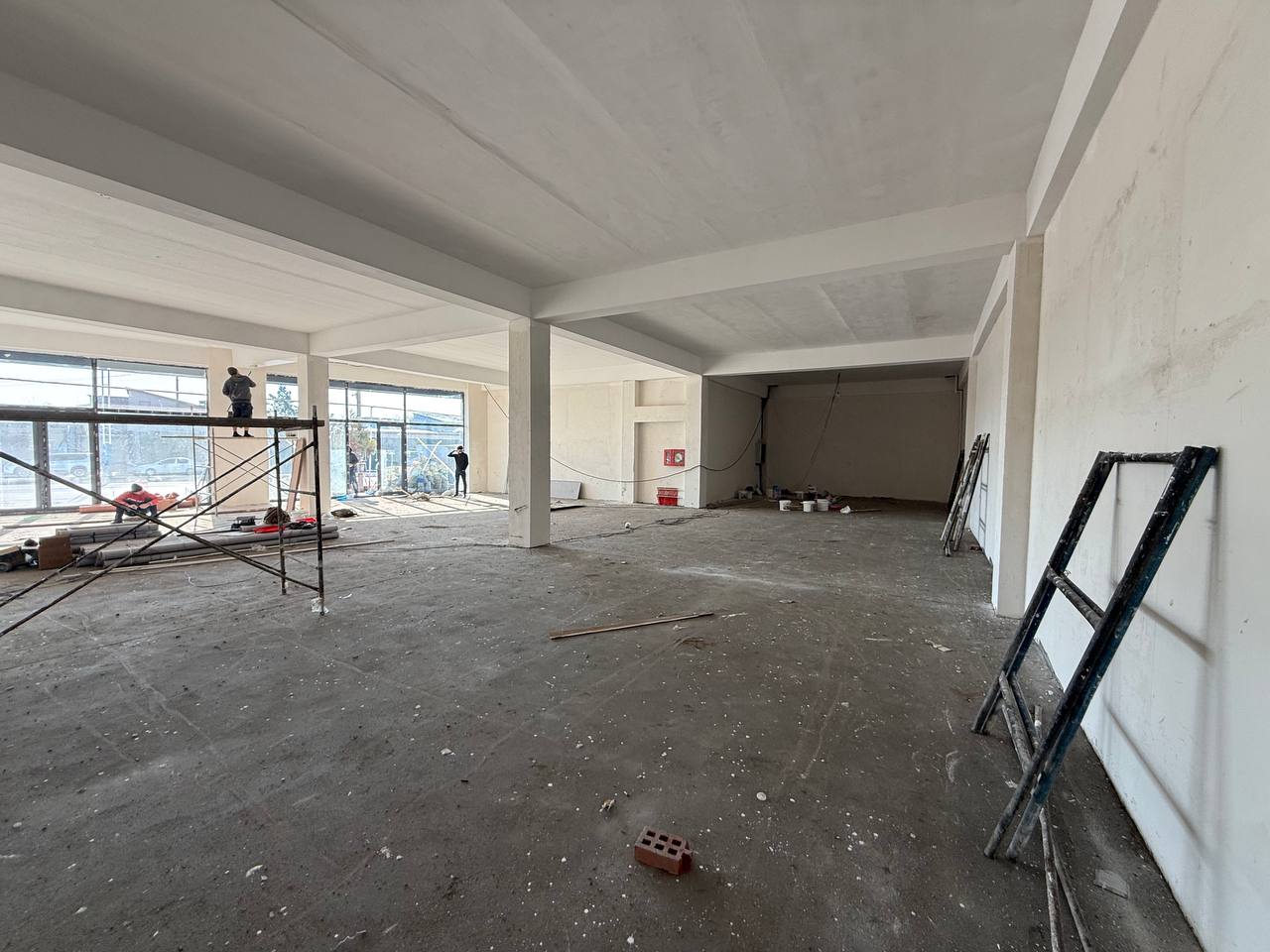 Аренда коммерческого помещения в almazar районе, 2 500 м² — Нурафшан, фотография 3