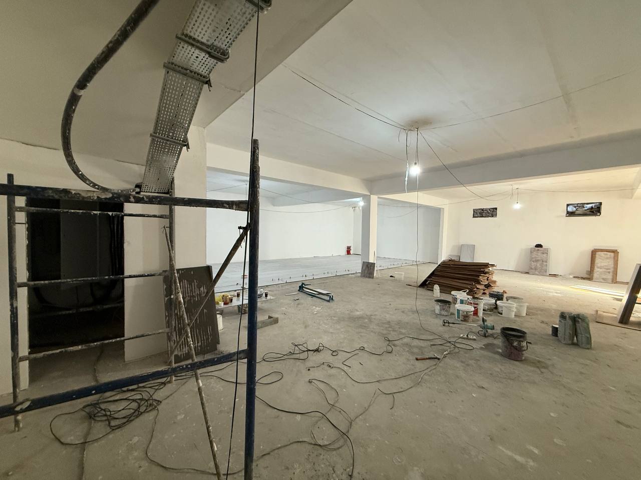 Аренда коммерческого помещения в almazar районе, 2 500 м² — Нурафшан, фотография 6