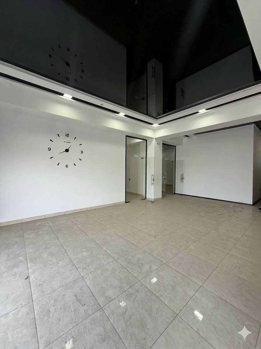 Аренда коммерческого помещения в uchtepa районе, 2 000 м² — Хасанбой, фотография 2
