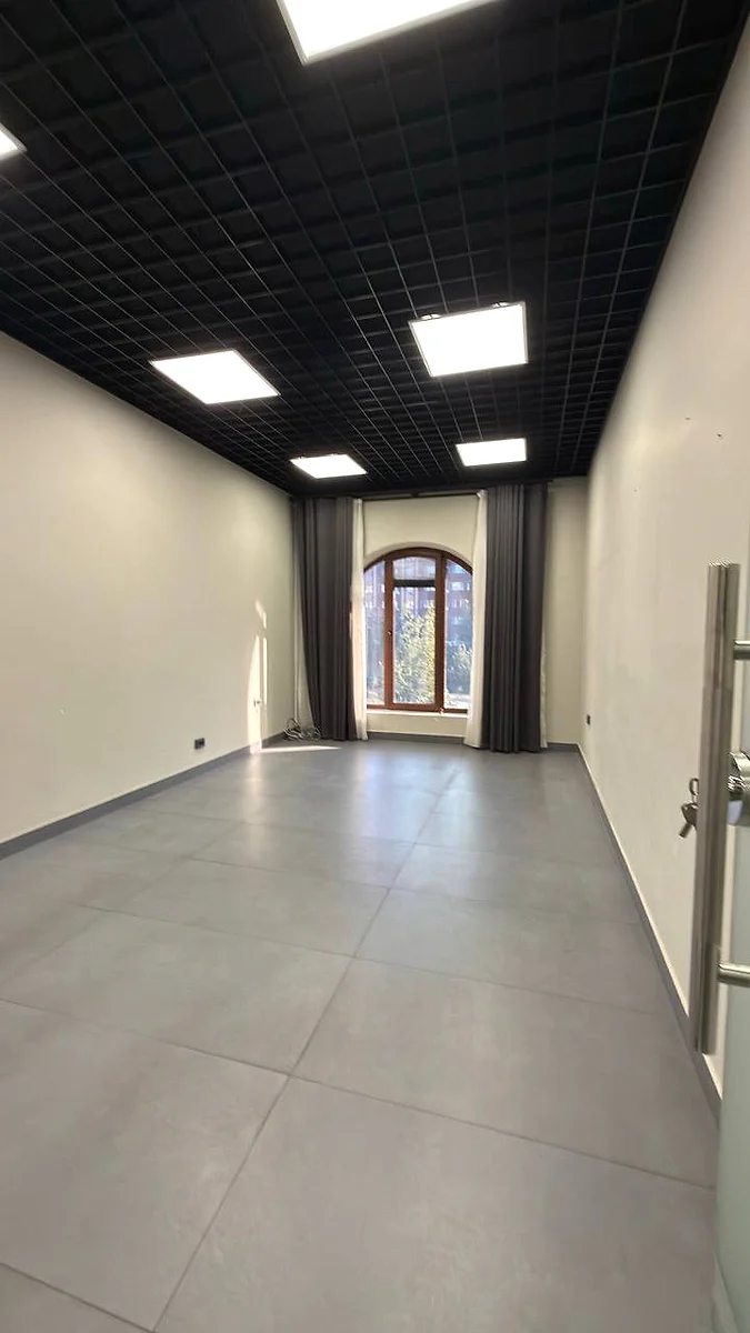 Аренда коммерческого помещения в mirzo-ulugbek районе, 264 м² — Ц2 — Ташкент, mirzo-ulugbek