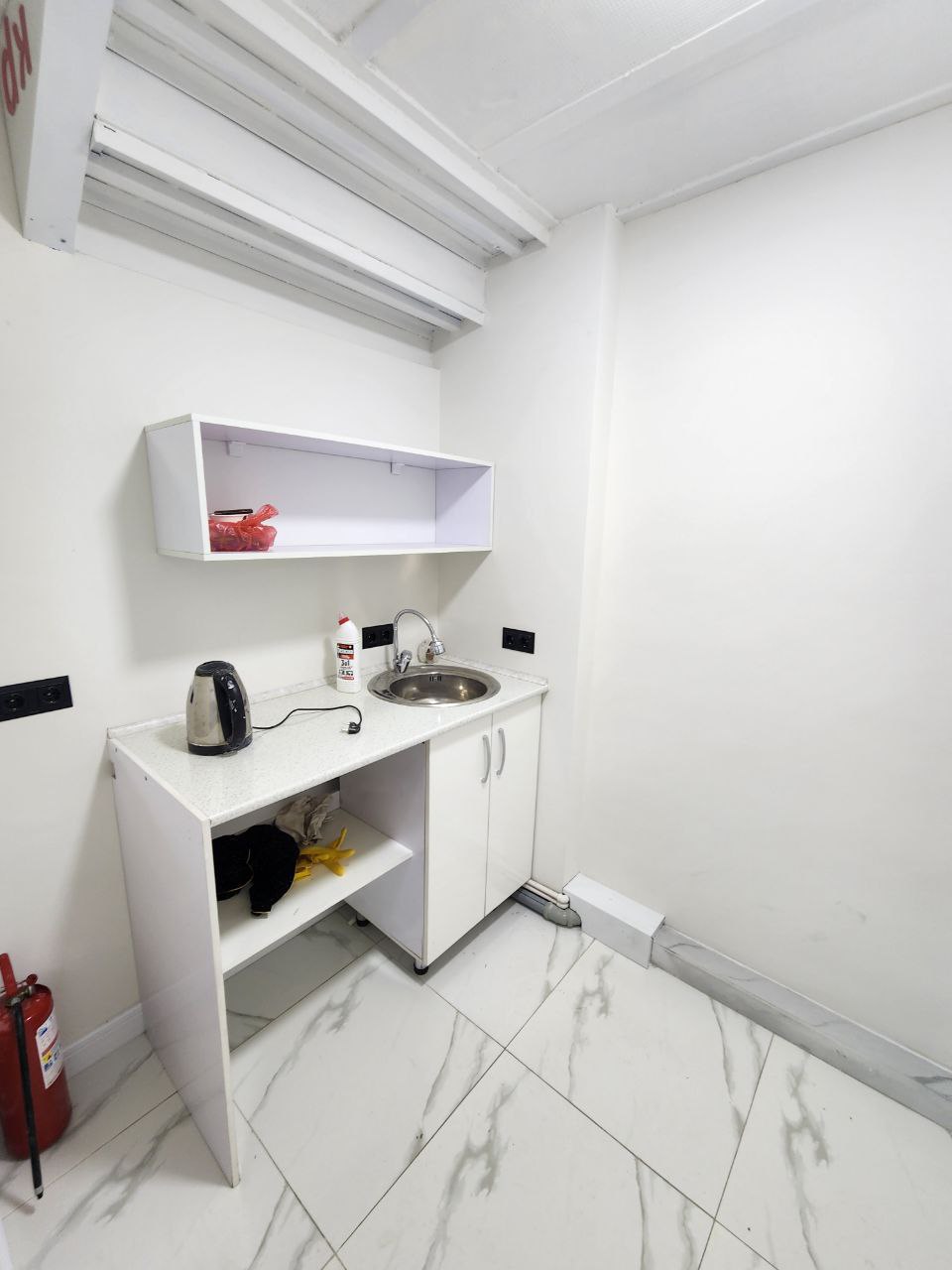 Аренда коммерческого помещения в mirzo-ulugbek районе, 132 м² — Кары-Ниязи, фотография 3