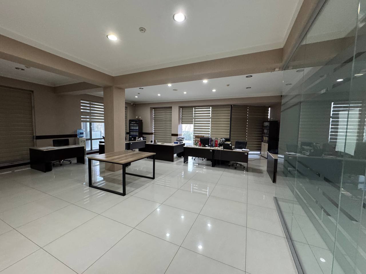 Аренда коммерческого помещения в mirabad районе, 2 200 м² — Нукус, фотография 10