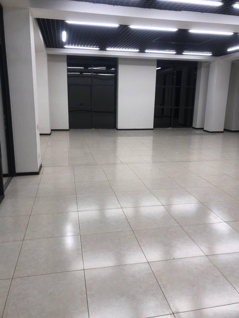 Аренда коммерческого помещения в yakkasaray районе, 3 000 м² — Мукими, фотография 4