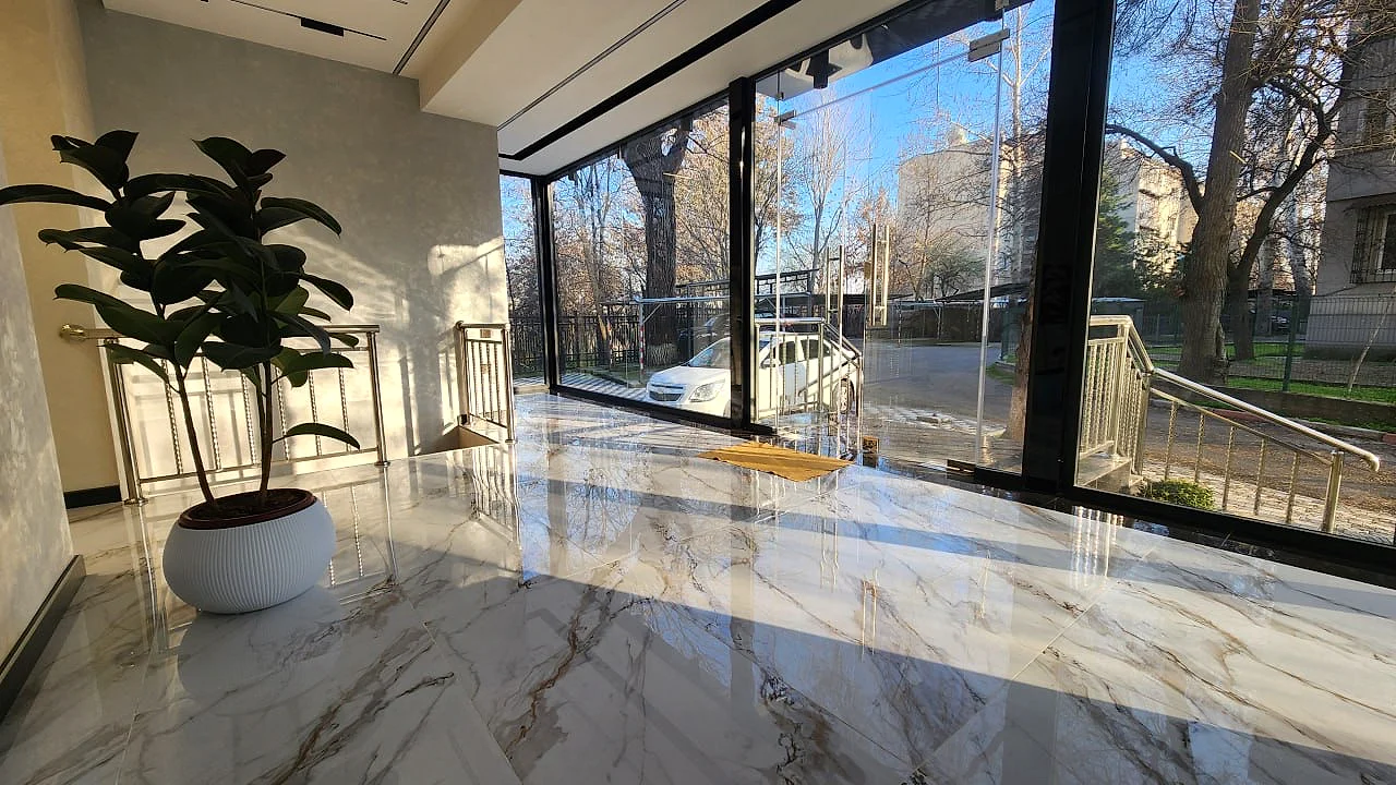 Продажа коммерческого помещения в mirzo-ulugbek районе, 102 м² — Ц-1 — Ташкент, mirzo-ulugbek