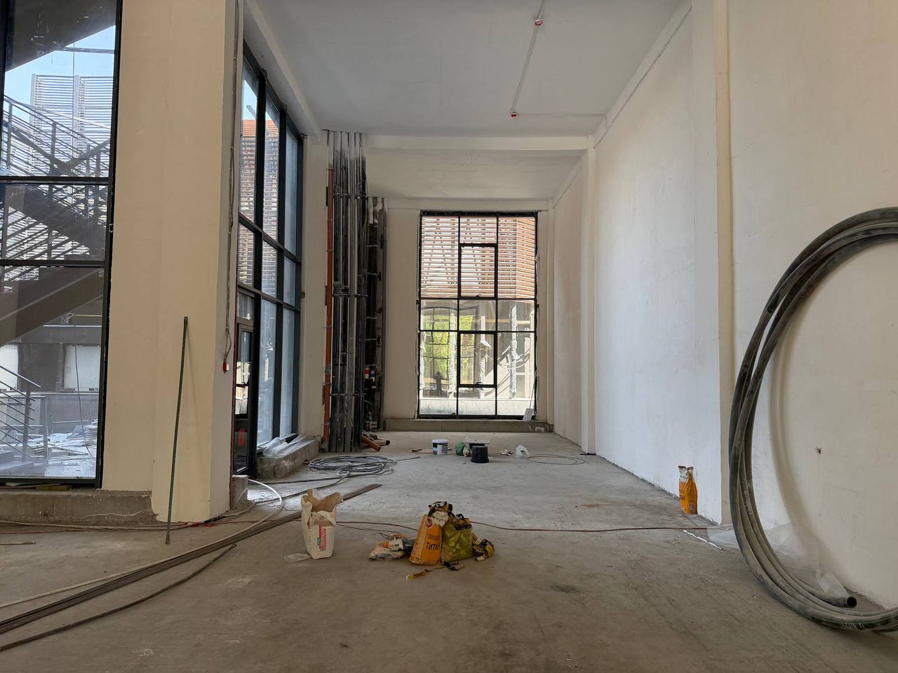 Аренда коммерческого помещения в mirzo-ulugbek районе, 305 м² — ул. Сайрам, фотография 4