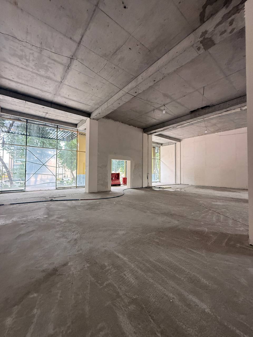 Аренда коммерческого помещения в yakkasaray районе, 1 500 м² — Шота Руставли, фотография 6