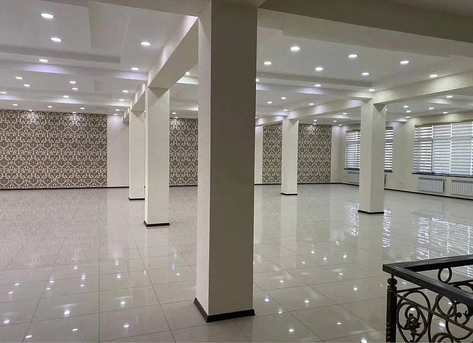 Продажа коммерческого помещения в mirzo-ulugbek районе, 1 200 м² — Evos — Ташкент, mirzo-ulugbek