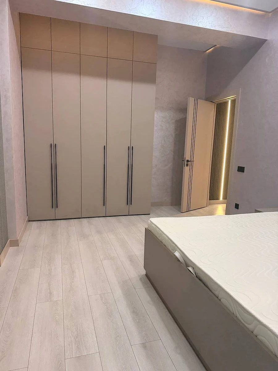 Продажа 2-комнатной квартиры в mirzo-ulugbek районе, 56 м² — Турт Арык, фотография 1