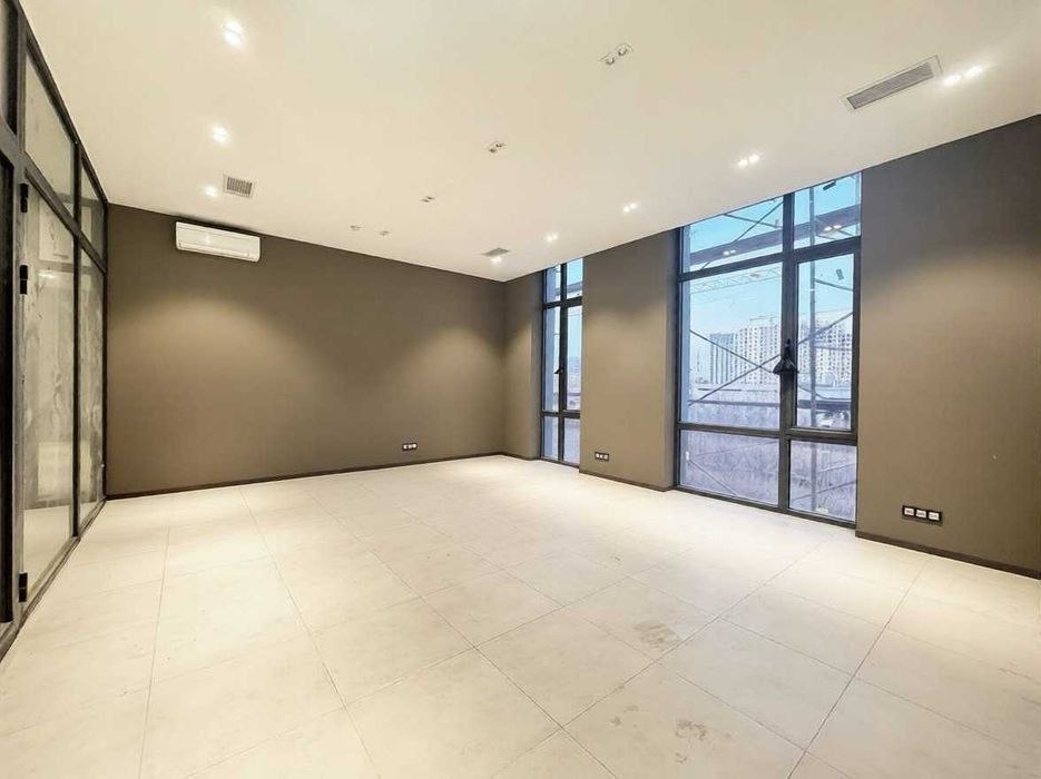 Продажа коммерческого помещения в yunusabad районе, 1 050 м² — Бадамзар, фотография 2