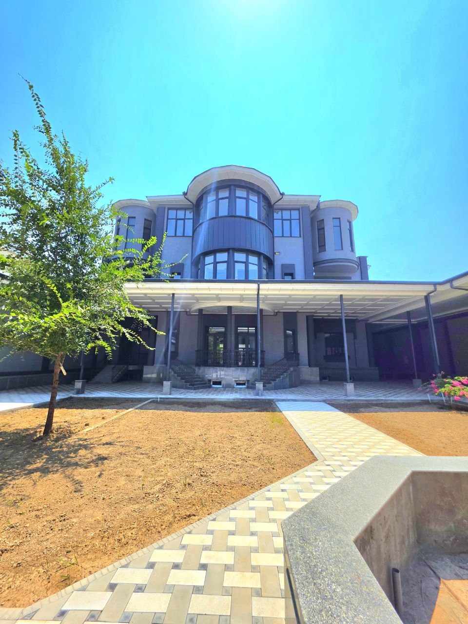 Продажа офиса в almazar районе — Каракамыш 1/1, фотография 1