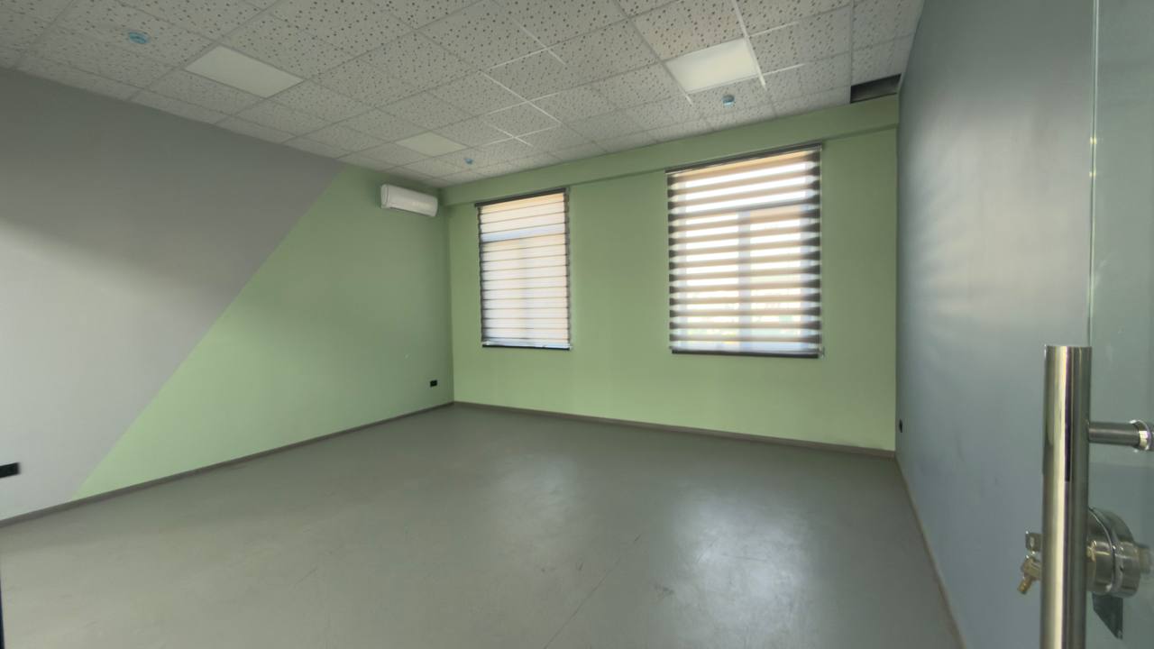 Аренда коммерческого помещения в yangihayot районе, 1 000 м² — yangihayot, фотография 7
