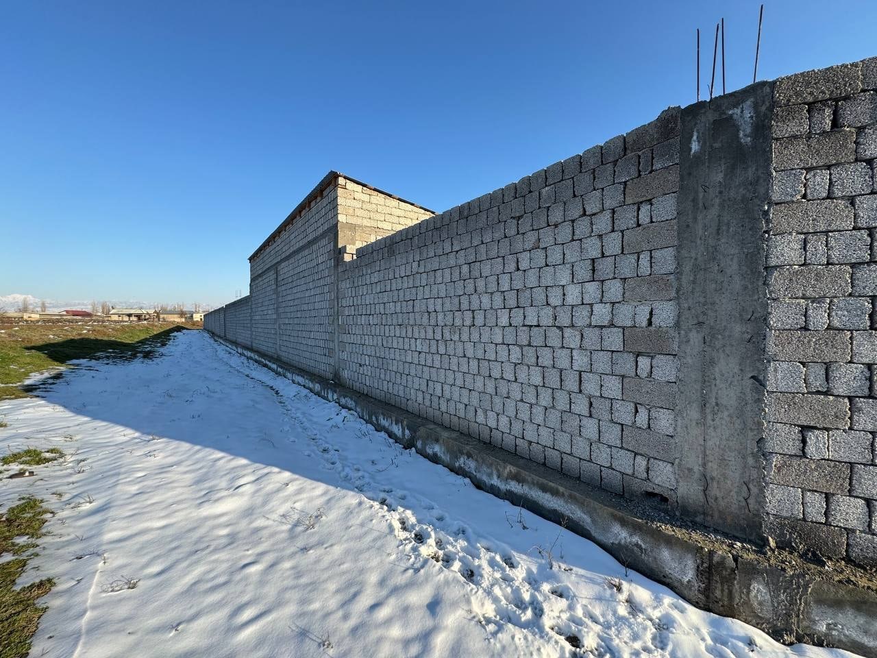 Продажа земельного участка в oblast-yukorichirchiq районе — oblast-yukorichirchiq, фотография 4