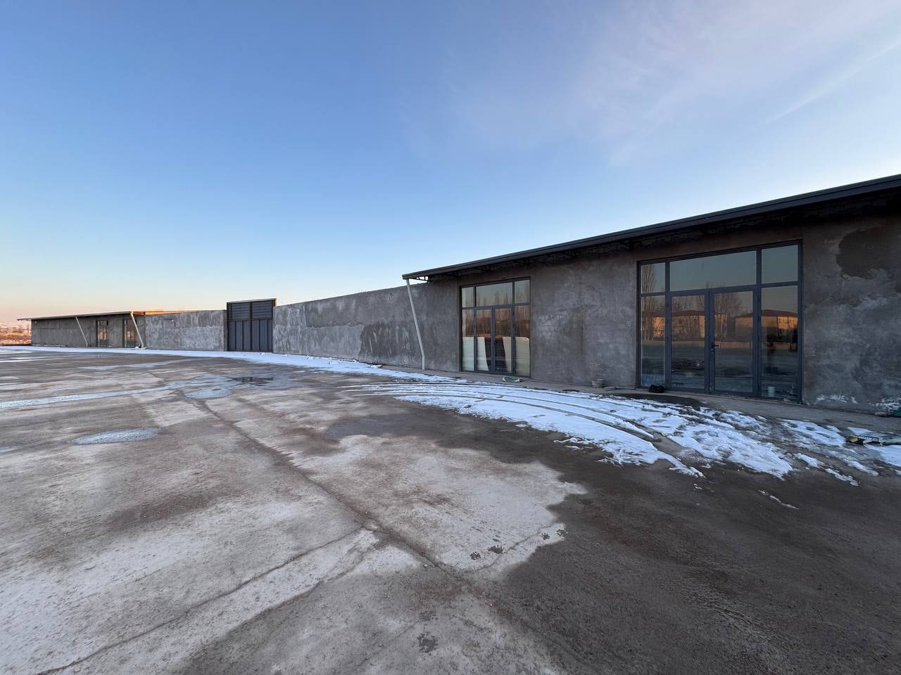Продажа земельного участка в oblast-yukorichirchiq районе — oblast-yukorichirchiq, фотография 2