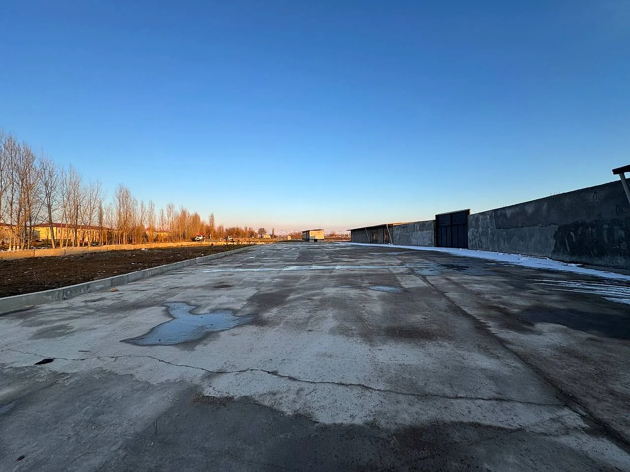 Продажа земельного участка в oblast-yukorichirchiq районе — oblast-yukorichirchiq — Ташкент, oblast-yukorichirchiq