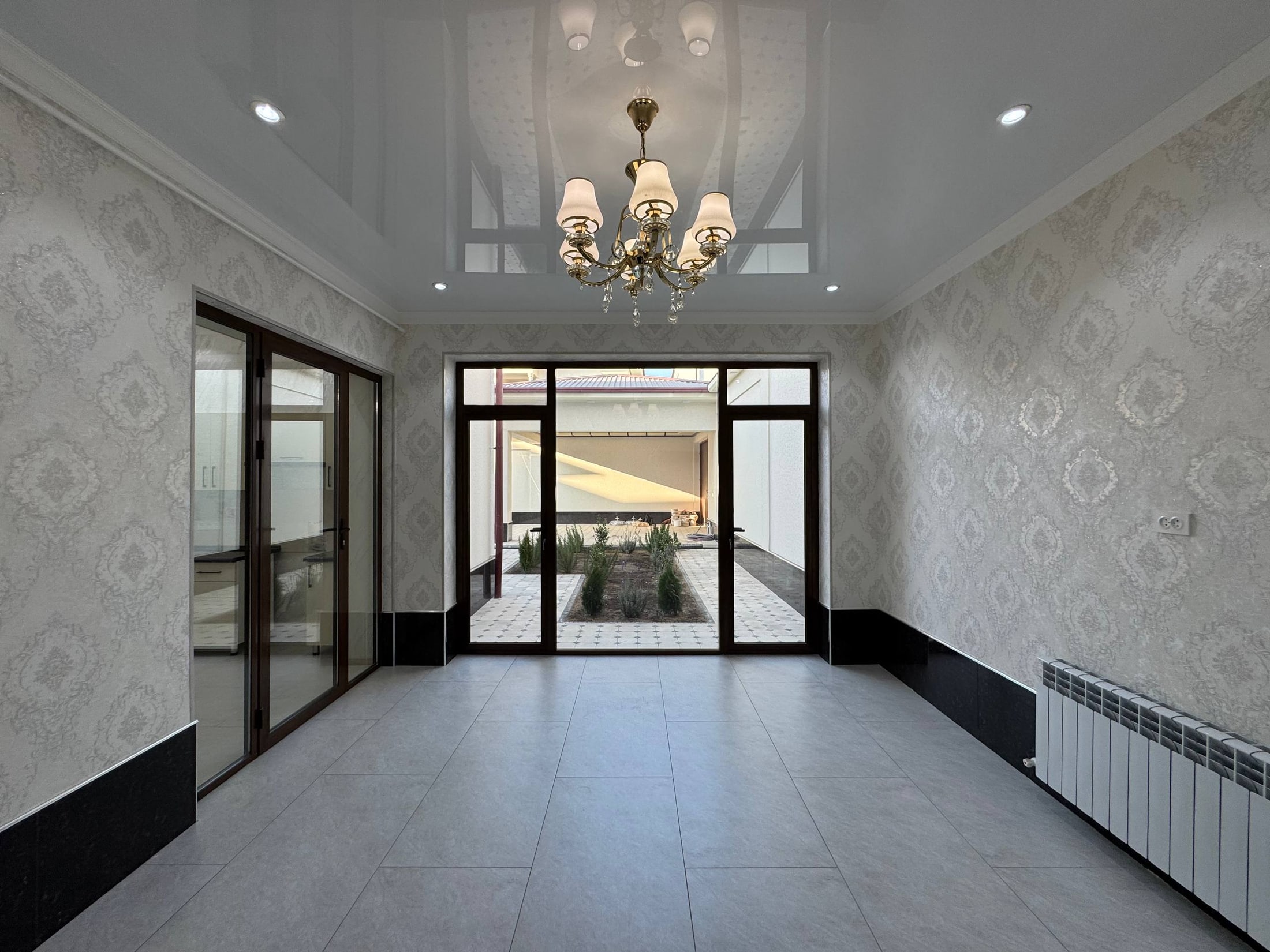 Продажа коттеджа в oblast-kibray районе, 200 м² — Лимонарий, фотография 3