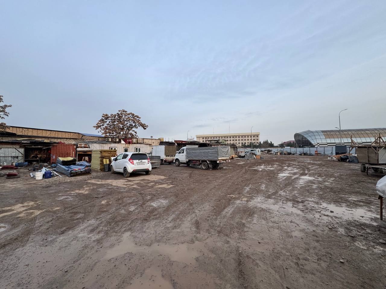Продажа земельного участка в Яшнабадском районе — рынок Янгиабад, фотография 2