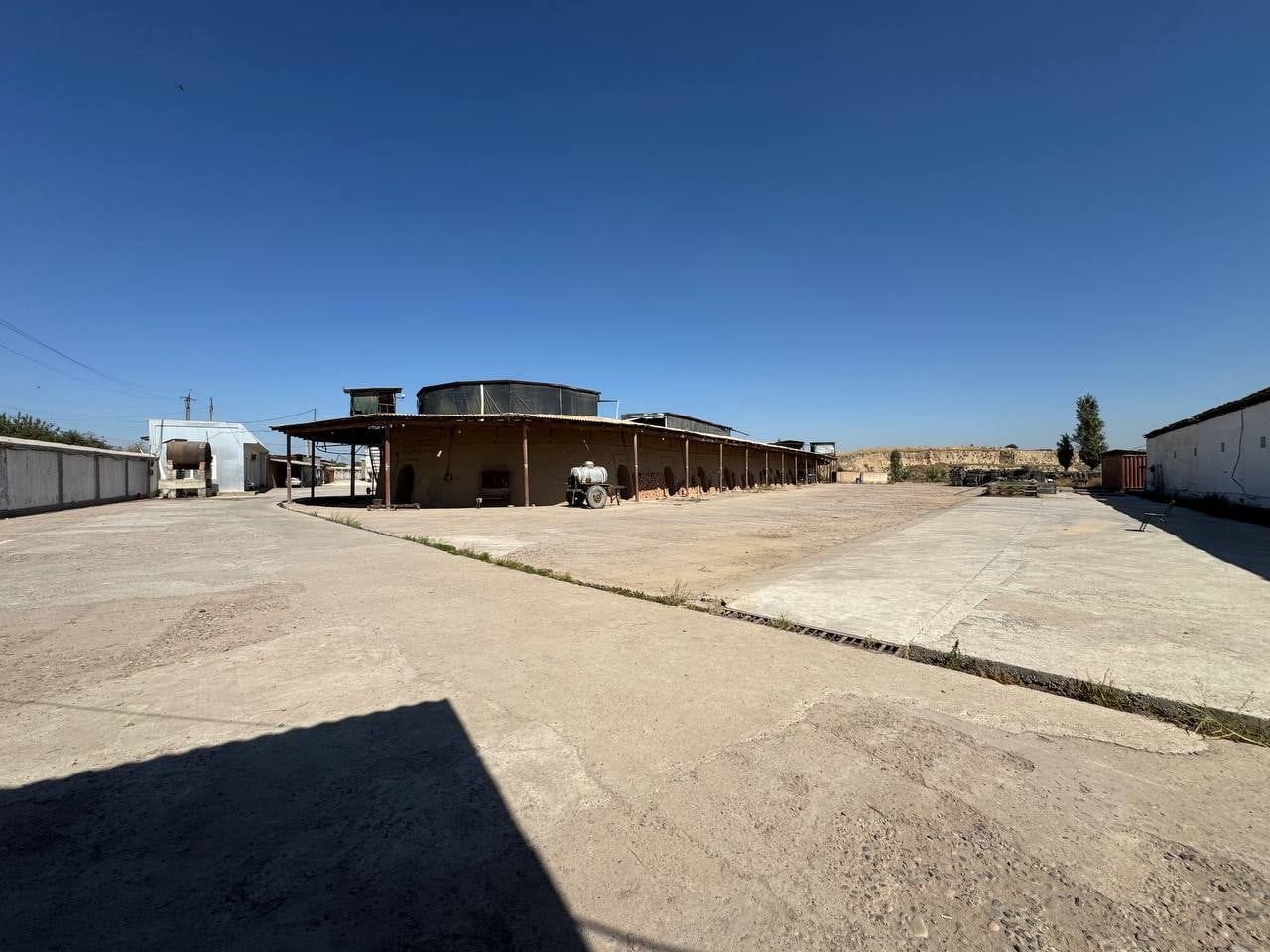 Продажа земельного участка в oblast-tashkent районе — пос. Гульбахор, махалля Саховат, фотография 2