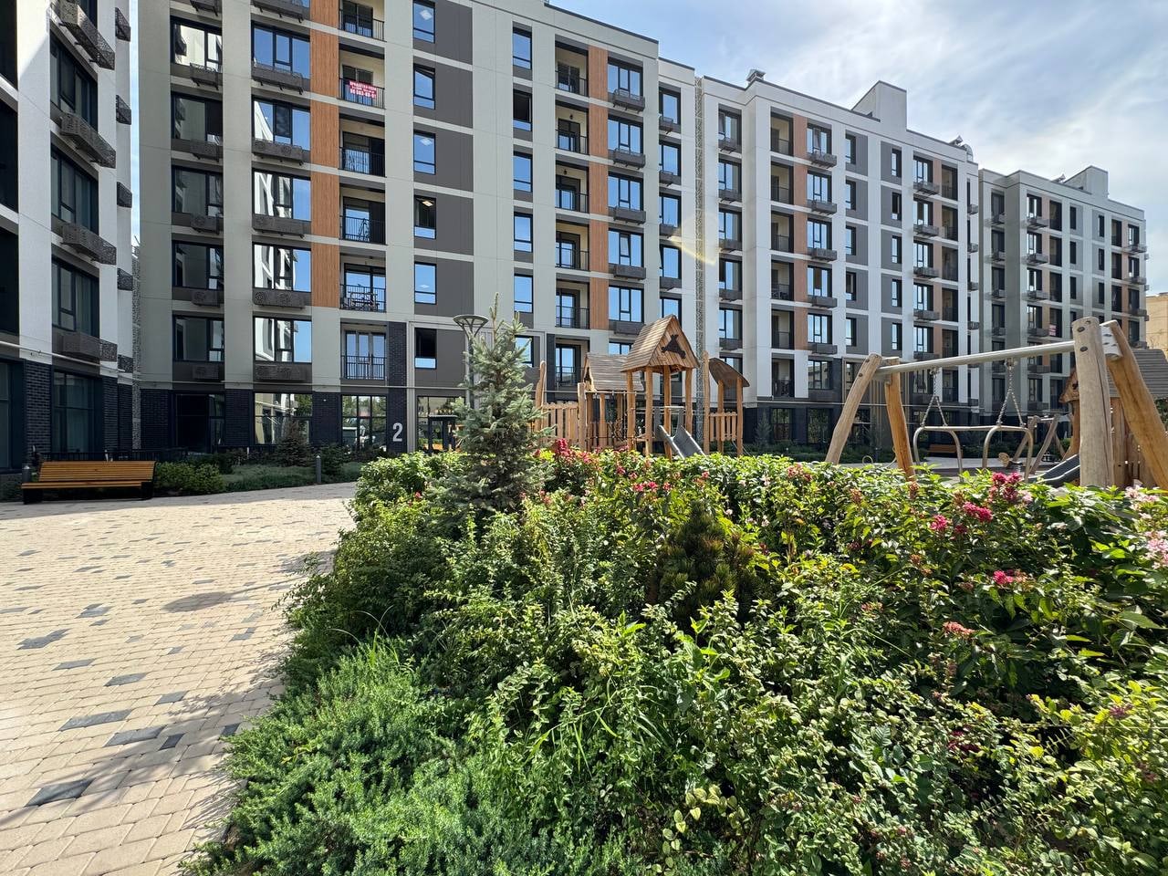 Продажа 1-комнатной квартиры в Юнусабадском районе, 42 м² — Юнусабад 8-квартал, ЖК NRG Yunusobod, фотография 2