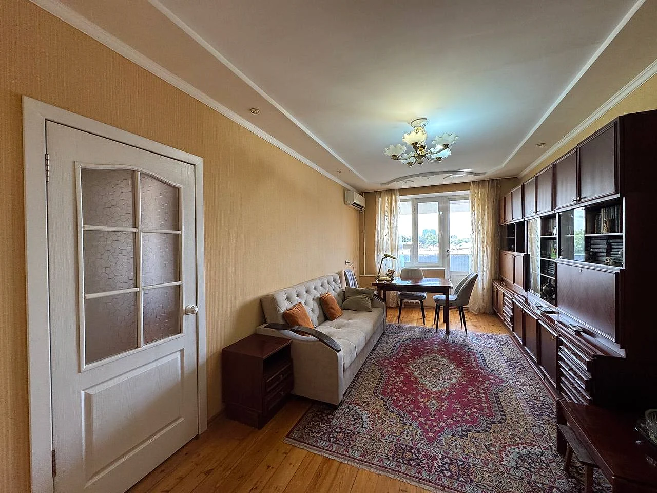 Продажа 4-комнатной квартиры в Яккасарайском районе, 67 м² — Интерпол, МВД, ул. Юнуса Раджабий — Ташкент, yakkasaray
