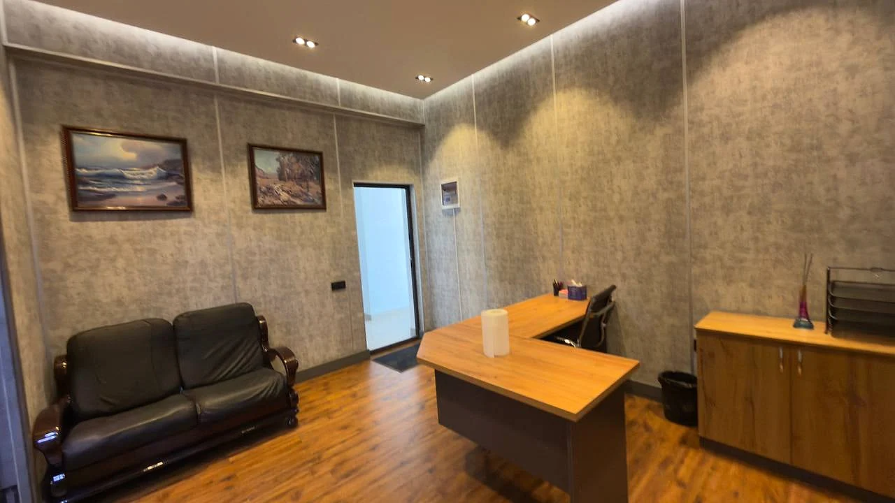 Аренда коммерческого помещения в Яккасарайском районе, 211 м² — yakkasaray, фотография 1