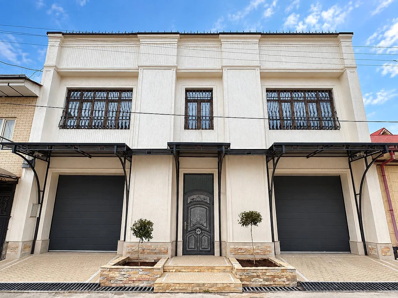 Продажа дома в oblast-kibray районе, 670 м² — Дурмень, рядом с санаторием, фотография 1