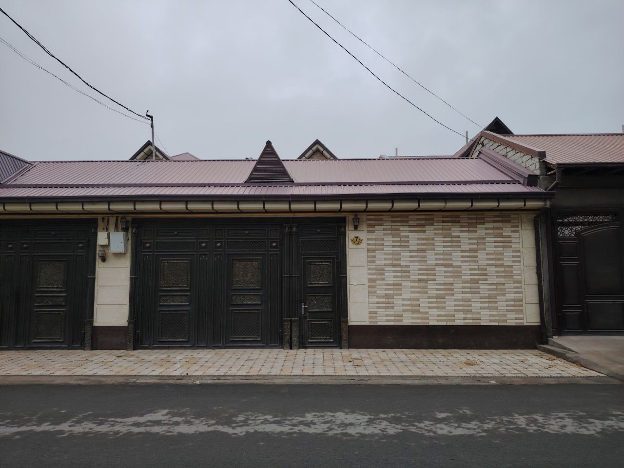 Продажа дома в oblast-kibray районе, 240 м² — Дурмень, фотография 2