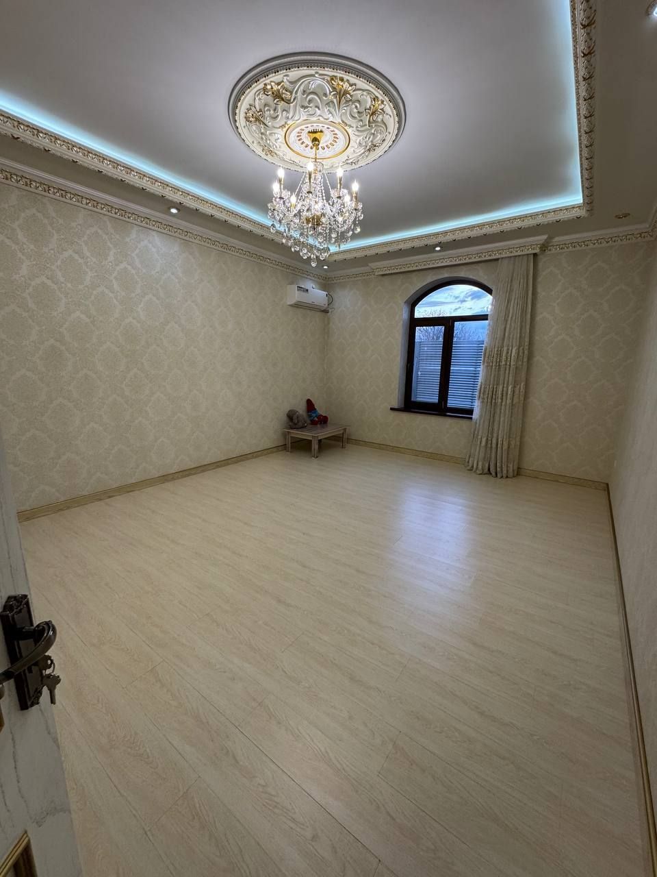 Продажа дома в oblast-kibray районе, 240 м² — Дурмень, фотография 7